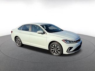 Used 2025 Volkswagen Jetta S video 2