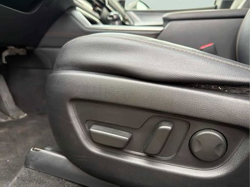 Used 2024 MAZDA CX-90 3.3 Turbo w/ Preferred Plus image 16