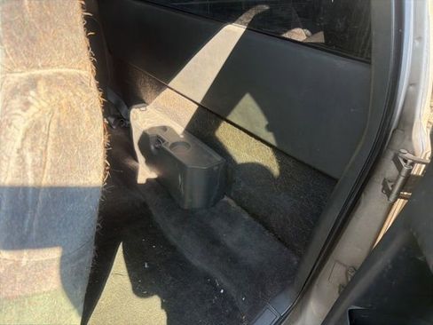 Used 2002 Chevrolet S10 Pickup LS w/ LS Preferred Equipment Group image 8