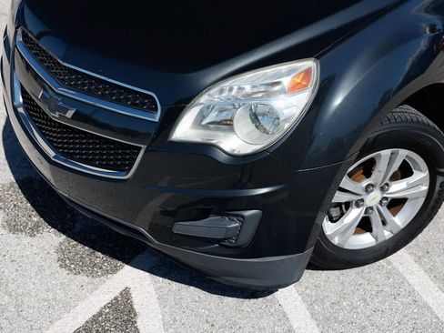 Used 2013 Chevrolet Equinox LS FWD image 2