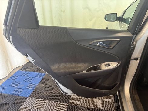Used 2016 Chevrolet Malibu LT FWD image 10