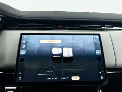 Used 2025 Land Rover Range Rover Sport Dynamic SE AWD/4WD image 27