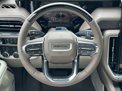 New 2026 GMC Yukon XL Denali w/ Denali Reserve Package image 26