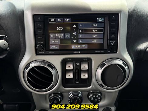 Used 2016 Jeep Wrangler Unlimited Sahara w/ Dual Top Group AWD/4WD image 19