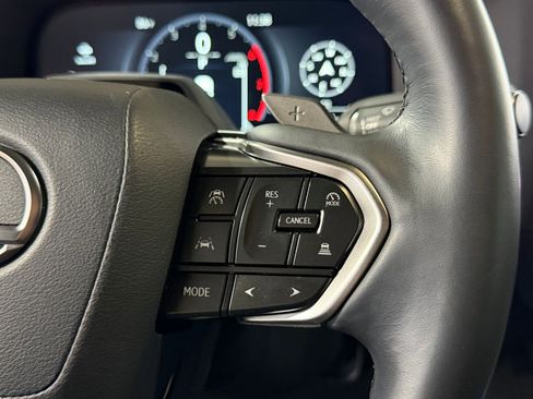 Used 2024 Lexus GX 550 AWD/4WD image 24