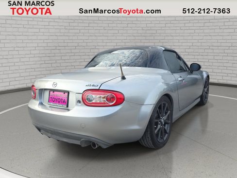 Used 2015 MAZDA MX-5 Miata Club RWD image 6
