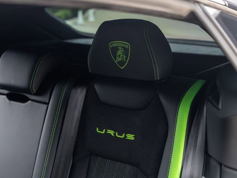 Used 2023 Lamborghini Urus S AWD/4WD image 40