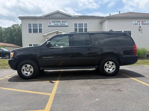 Used 2010 Chevrolet Suburban LT AWD/4WD image 1