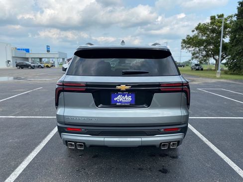 New 2026 Chevrolet Traverse LT w/ LPO, Floor Liner Package AWD/4WD image 6