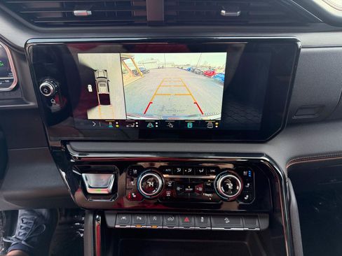 Used 2023 GMC Sierra 1500 AT4 w/ AT4 Premium Package image 32