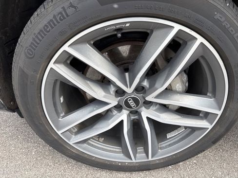 Used 2018 Audi Q7 3.0T Prestige w/ Prestige Package image 8