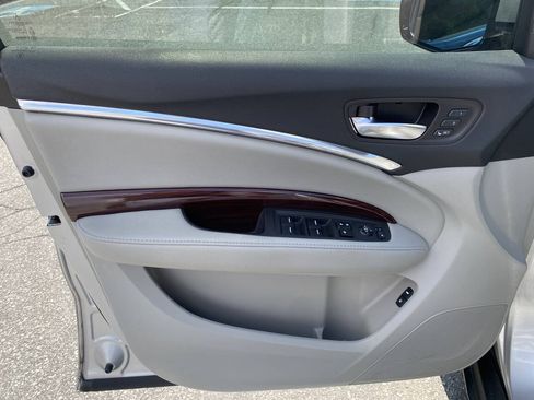 Used 2015 Acura MDX w/ Technology Package AWD/4WD image 10