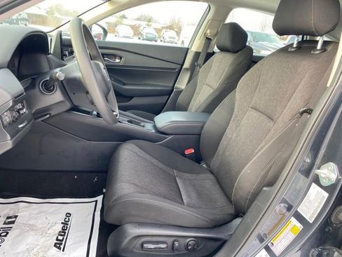 Used 2024 Honda Accord EX image 12