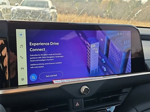 New 2025 Toyota Crown Signia Limited image 17