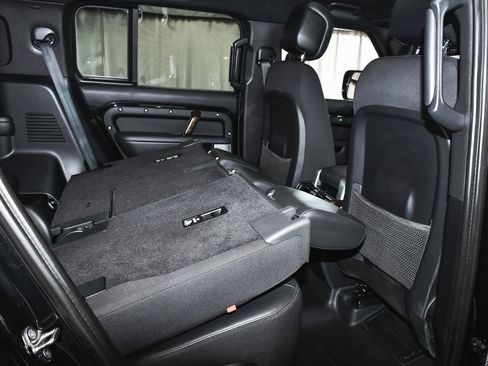 Used 2024 Land Rover Defender 130 X image 51