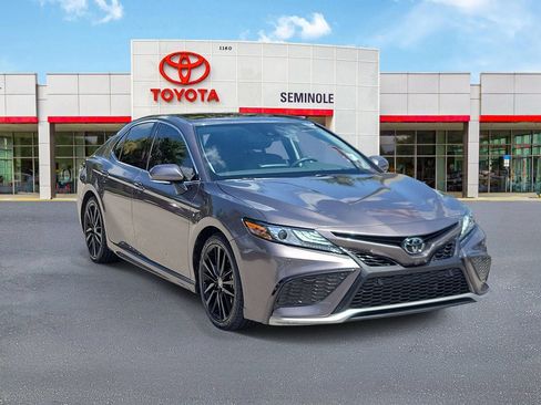 Used 2024 Toyota Camry XSE w/ Driver Assist Package FWD image 2