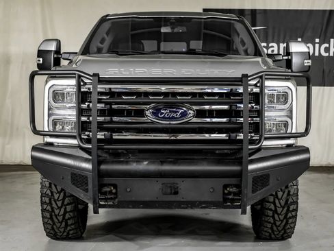 Used 2023 Ford F250 Lariat w/ FX4 Off-Road Package AWD/4WD image 3