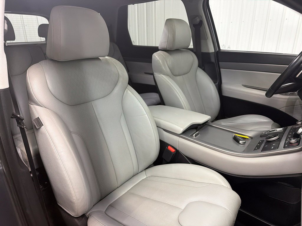 Used 2022 Hyundai Palisade SEL w/ 8P Bench Seat Package AWD/4WD image 16