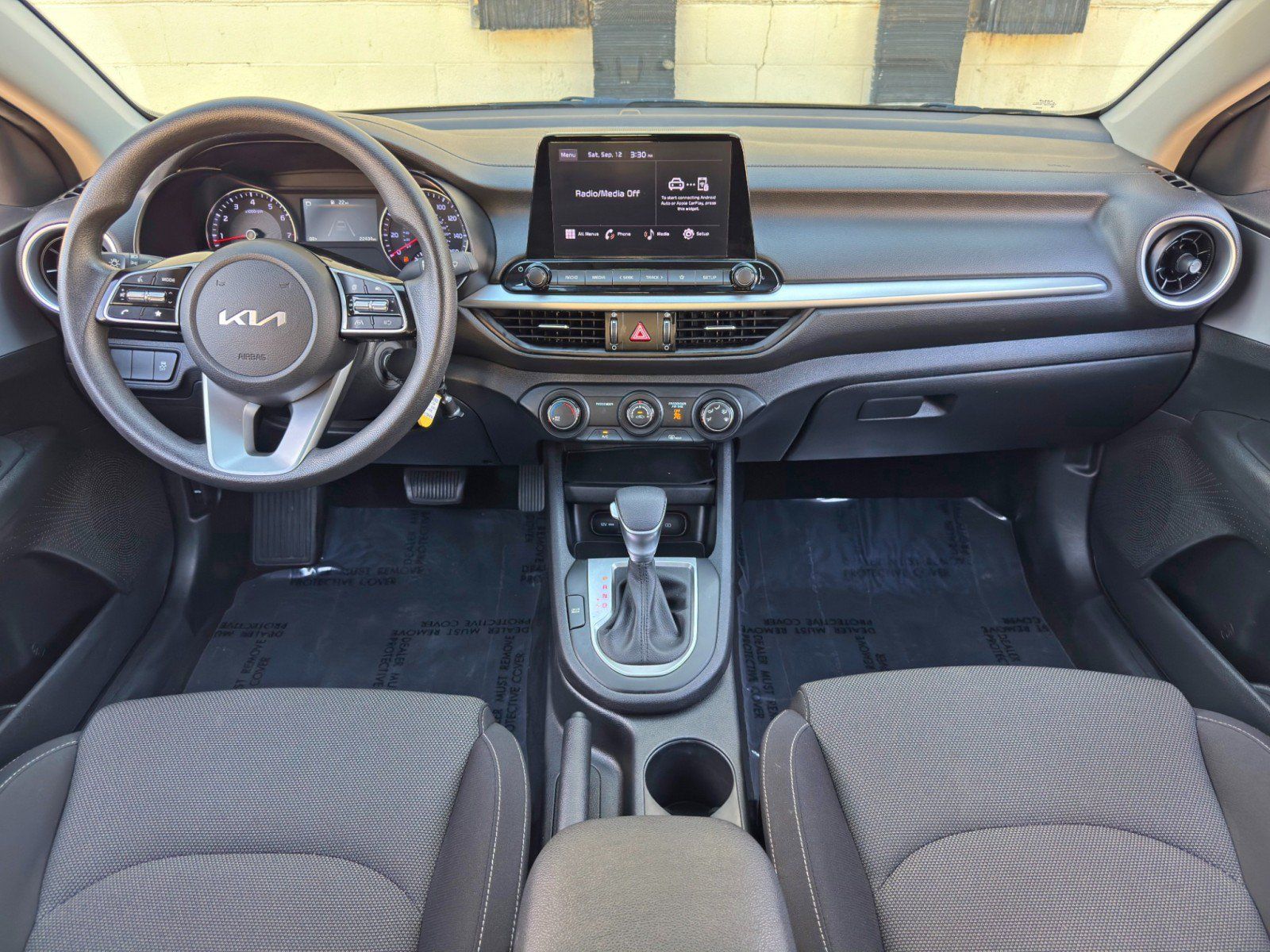 Used 2024 Kia Forte LXS FWD image 11