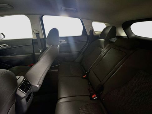 Used 2025 Kia Sportage LX FWD image 26