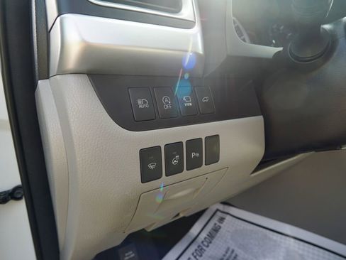 Used 2018 Toyota Highlander Limited Platinum AWD/4WD image 21