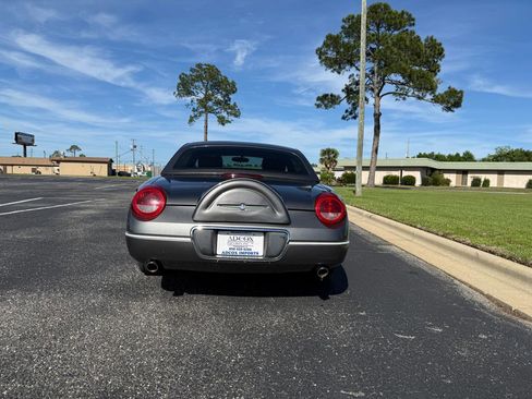 Used 2003 Ford Thunderbird RWD image 7