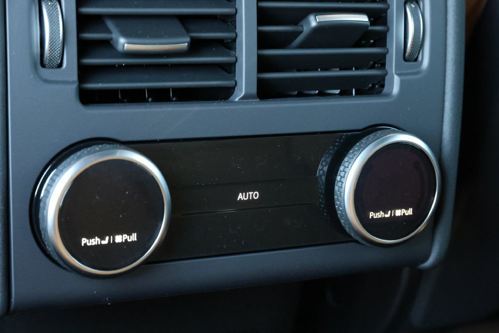 New 2026 Land Rover Discovery Dynamic SE AWD/4WD image 35