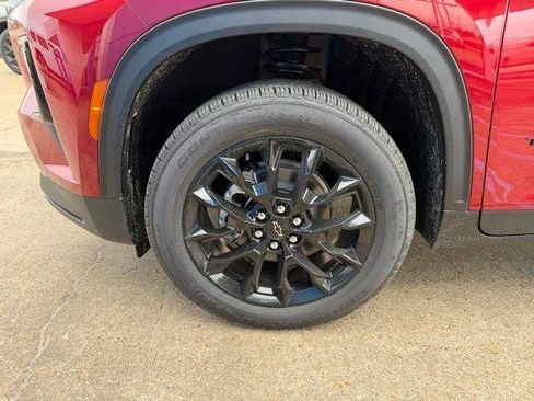 New 2026 Chevrolet Traverse LT w/ Midnight/Sport Edition FWD image 5