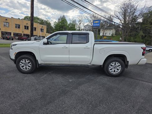 Used 2023 Nissan Frontier SV w/ Technology Package AWD/4WD image 4