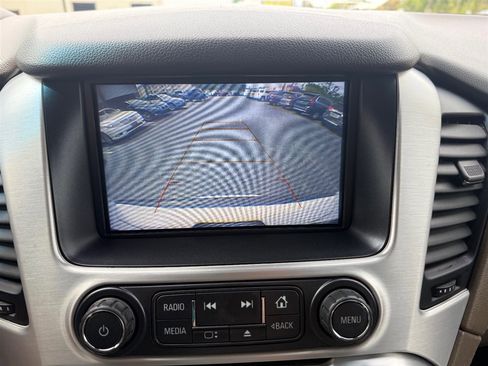 Used 2019 GMC Yukon XL SLT w/ Open Road Package image 24