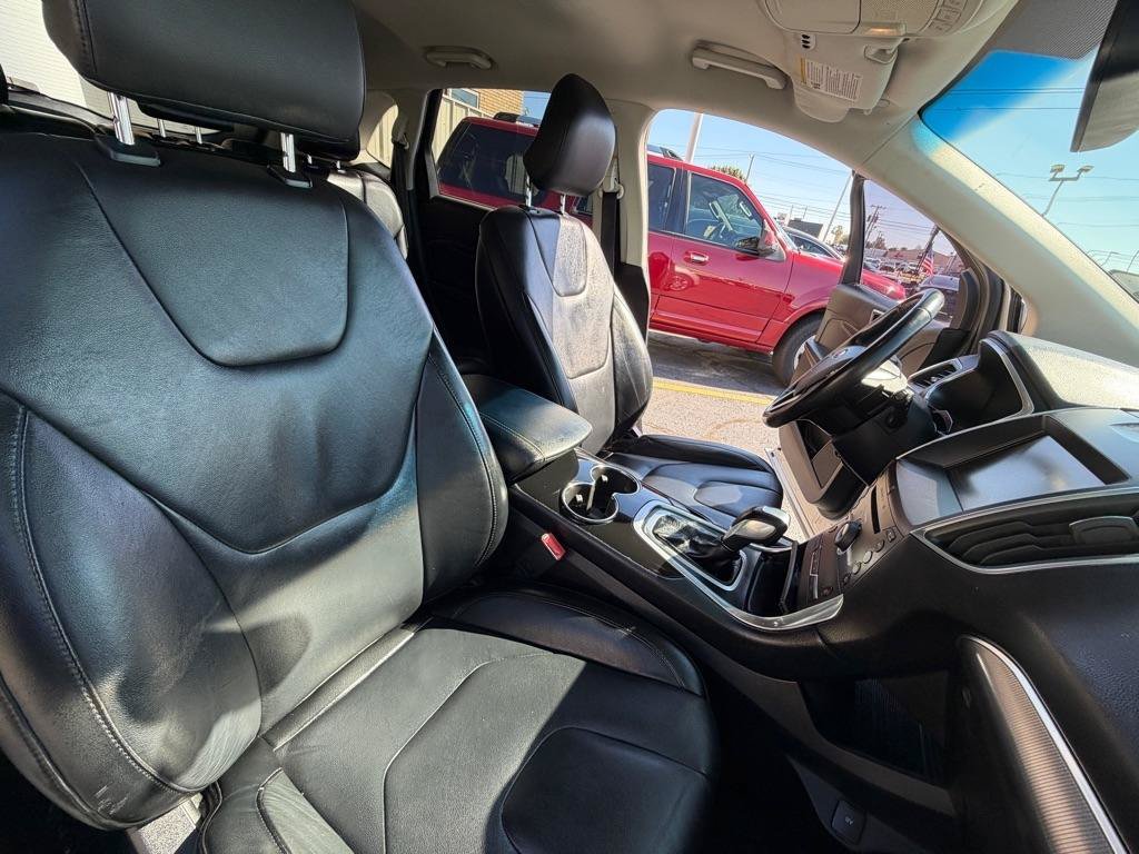 Used 2015 Ford Edge Titanium w/ Technology Package AWD/4WD image 26