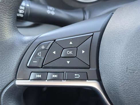 Used 2023 Nissan Sentra S image 16