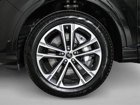 New 2026 Audi Q7 2.0T Premium image 25