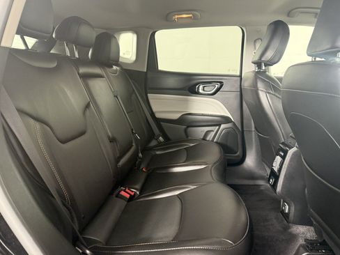 Used 2022 Jeep Compass Limited AWD/4WD image 13