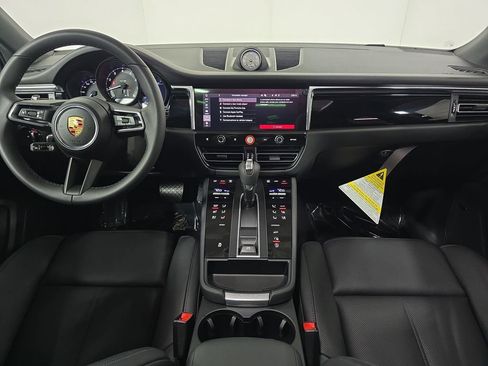 New 2026 Porsche Macan image 13