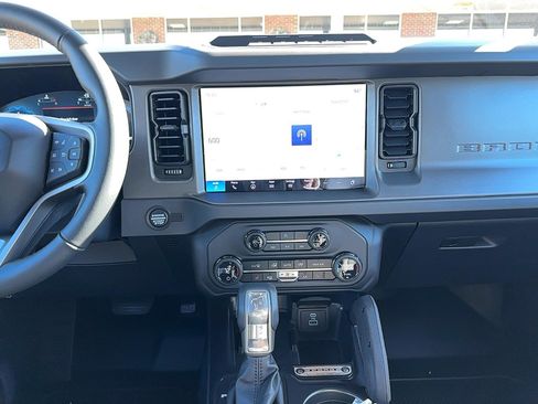 New 2025 Ford Bronco Big Bend w/ Black Diamond Package image 13