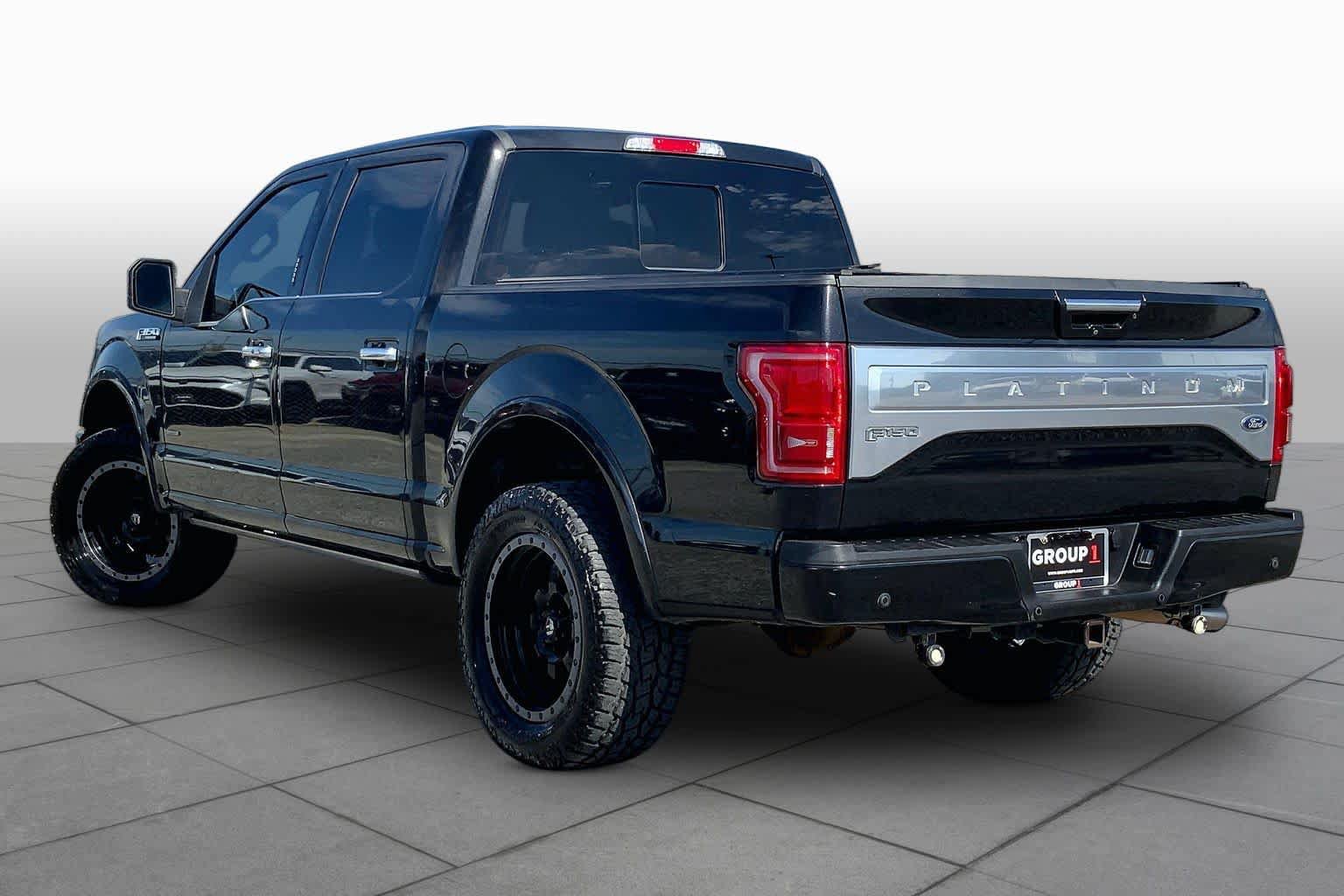 Used 2015 Ford F150 Platinum w/ Equipment Group 701A Luxury AWD/4WD image 12