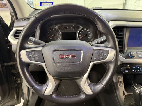 Used 2019 GMC Acadia SLT image 16