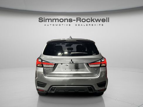 Used 2024 Mitsubishi Outlander Sport SE image 5