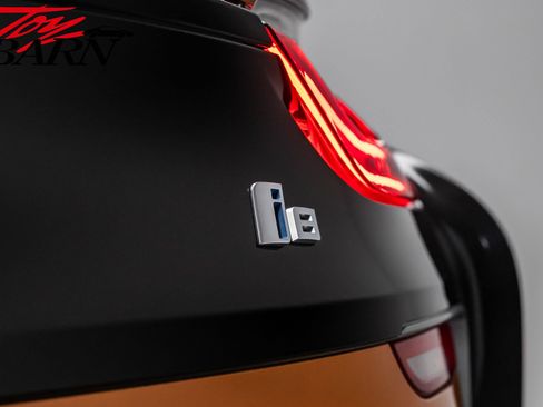 Used 2019 BMW i8 Roadster image 21