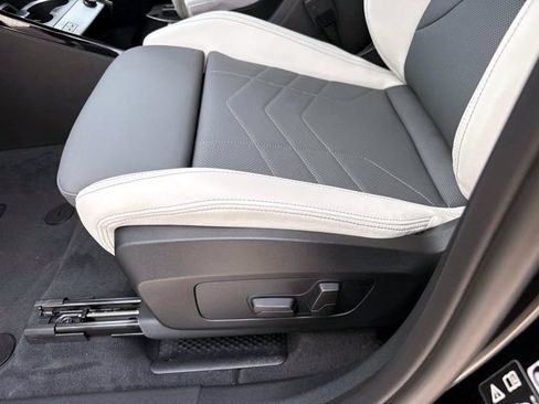 New 2026 BMW X1 xDrive28i w/ Technology Package AWD/4WD image 20