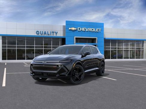 New 2026 Chevrolet Equinox EV RS image 8