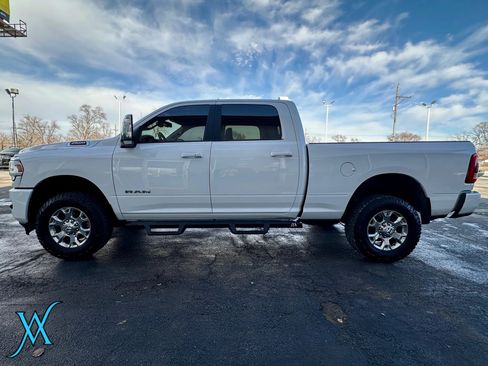 Used 2023 RAM 2500 Laramie AWD/4WD image 4