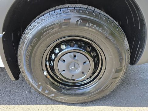 New 2025 Mercedes-Benz Sprinter 2500 image 11