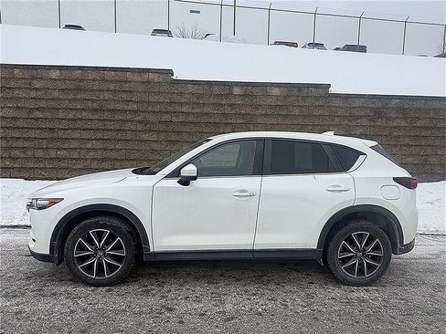 Used 2018 MAZDA CX-5 Touring image 4