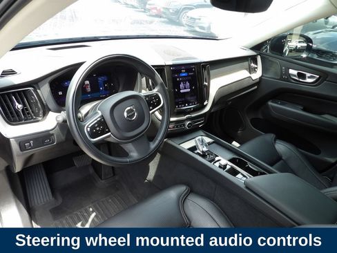 Certified 2022 Volvo XC60 B5 Inscription w/ Advanced Package AWD/4WD image 10
