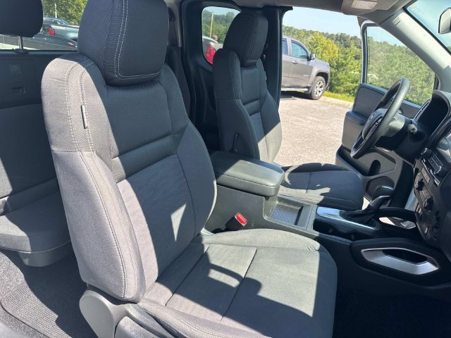 Used 2024 Nissan Frontier SV w/ Technology Package RWD image 23