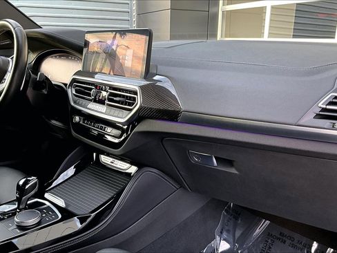 Used 2023 BMW X4 M40i w/ Premium Package image 16