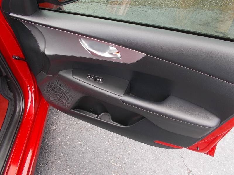 Used 2023 Kia Forte LXS w/ LXS Technology Package FWD image 22