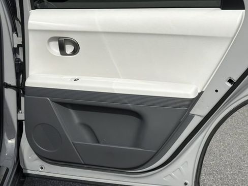 New 2026 Hyundai Ioniq 5 SEL image 16